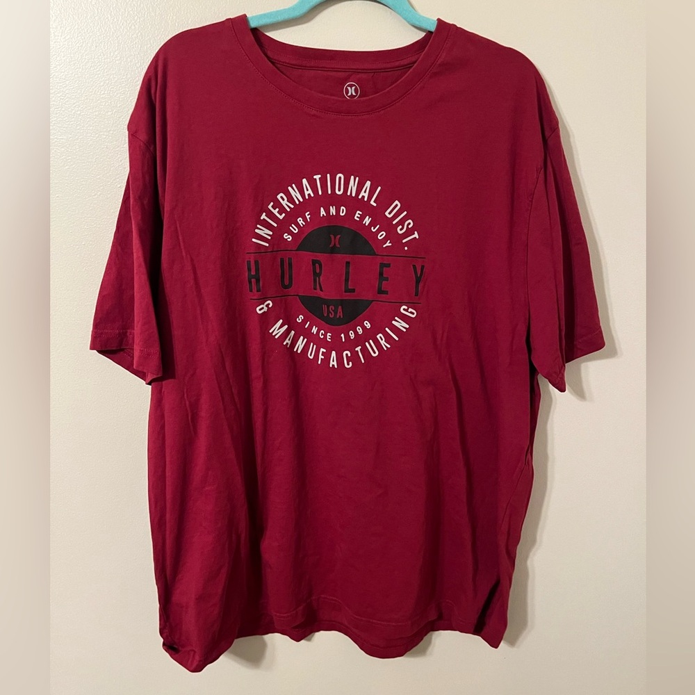 Men’s Hurley shirt